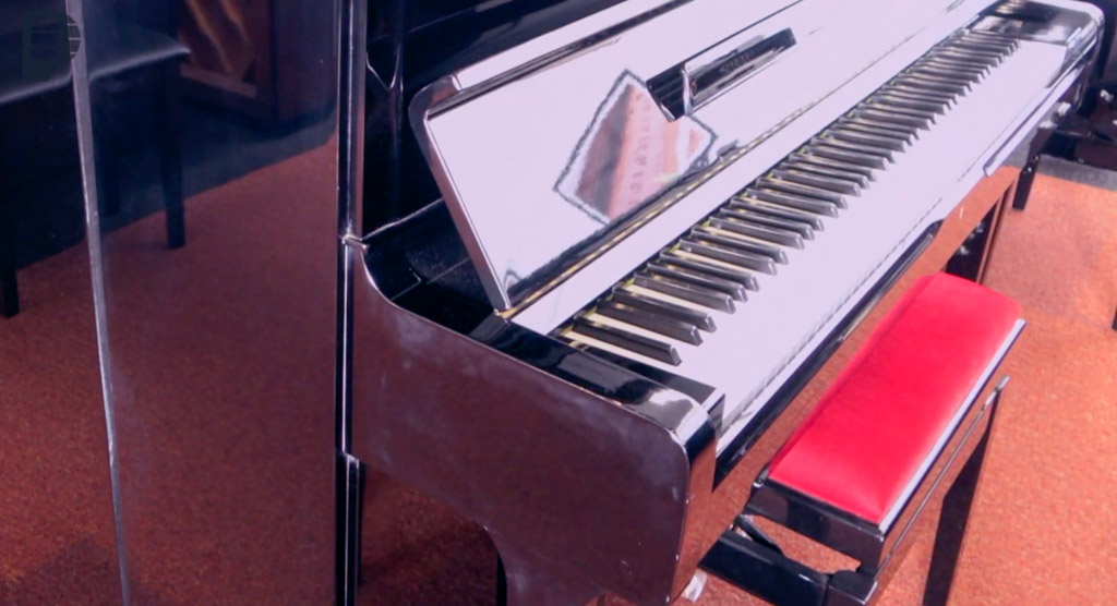 schoonmaken piano vlekken